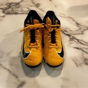Nike youth football cleats